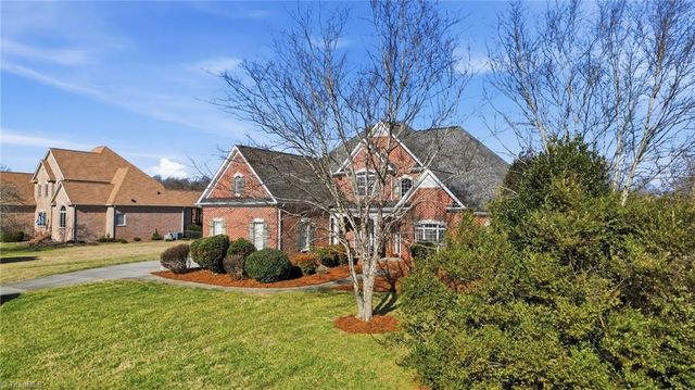 204 Fosseway Drive, Greensboro, NC 27455