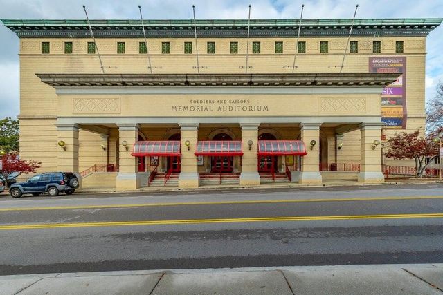 117 E 7th St # 902-A, Chattanooga, TN 37402