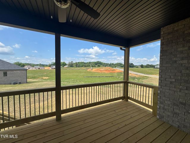 544 Larkins Farm Drive, Jonesborough, TN 37659