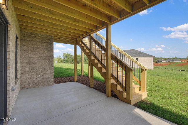544 Larkins Farm Drive, Jonesborough, TN 37659