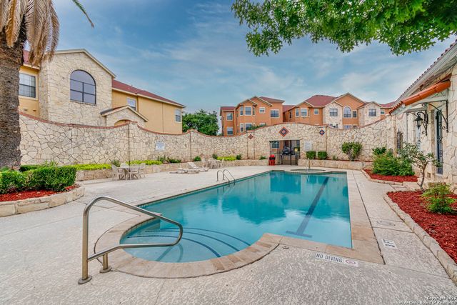 1606 Eckhert # 1402, San Antonio, TX 78240