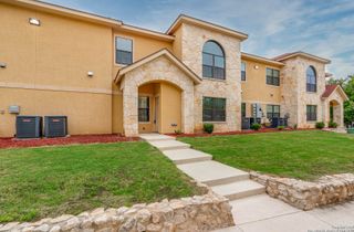 1606 Eckhert # 1402, San Antonio, TX 78240