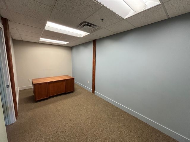 61 Cedar Avenue 6, East Greenwich, RI 02818