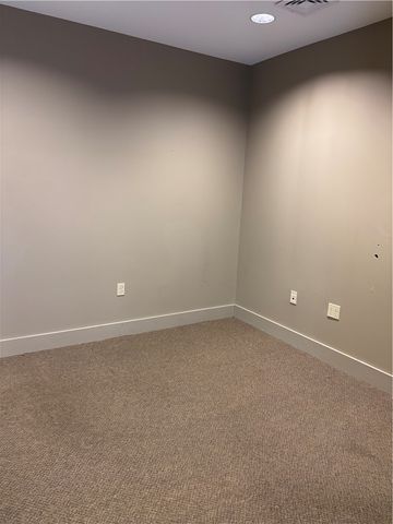 61 Cedar Avenue 6, East Greenwich, RI 02818