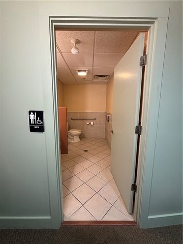 61 Cedar Avenue 6, East Greenwich, RI 02818