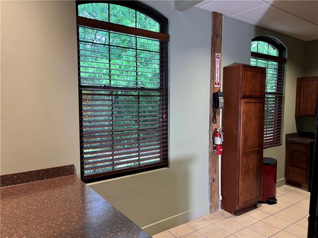 61 Cedar Avenue 6, East Greenwich, RI 02818