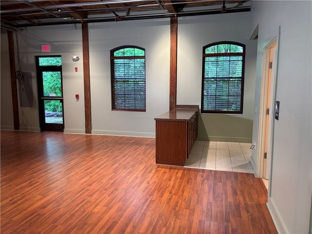 61 Cedar Avenue 6, East Greenwich, RI 02818