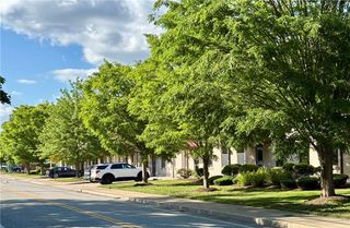 61 Cedar Avenue 6, East Greenwich, RI 02818