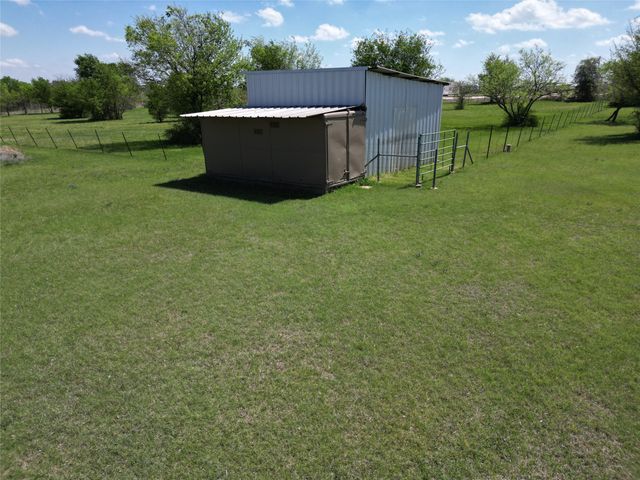 2101 RidgeView Drive, Cleburne, TX 76033