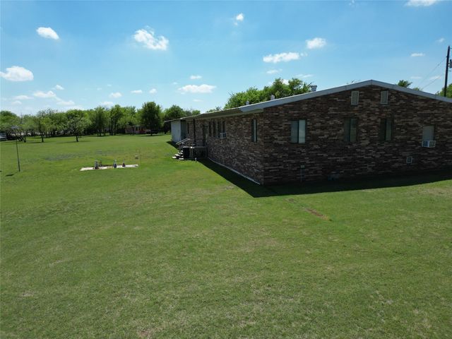 2101 RidgeView Drive, Cleburne, TX 76033
