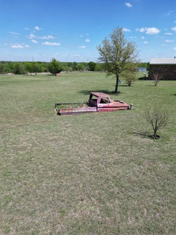 2101 RidgeView Drive, Cleburne, TX 76033