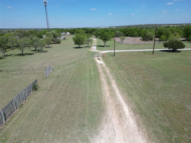 2101 RidgeView Drive, Cleburne, TX 76033
