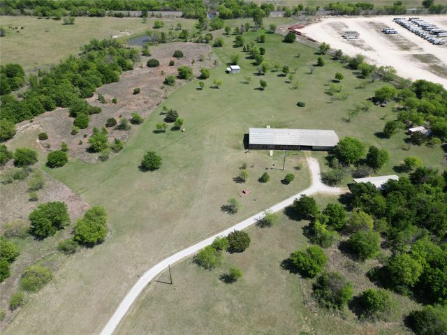 2101 RidgeView Drive, Cleburne, TX 76033