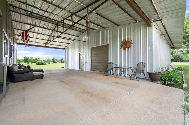 2101 RidgeView Drive, Cleburne, TX 76033
