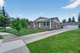 245 Roseland Drive, Canton Twp, MI 48187