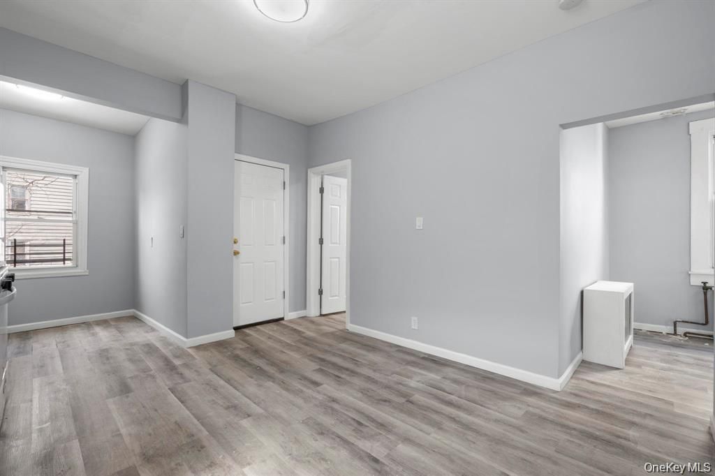 155 Voss Avenue, Yonkers, NY 10703 — photo 5
