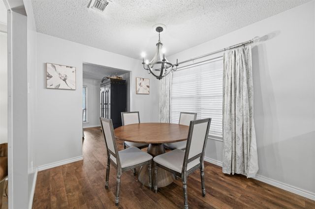 409 E Scotland Drive, Irving, TX 75062