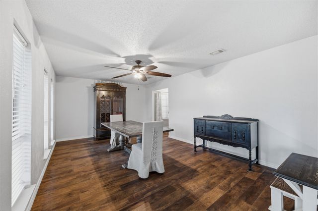 409 E Scotland Drive, Irving, TX 75062