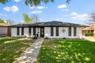 409 E Scotland Drive, Irving, TX 75062
