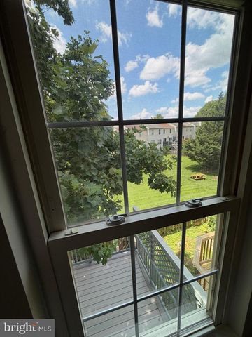 7 NARROWLEAF CT, Gaithersburg, MD 20878