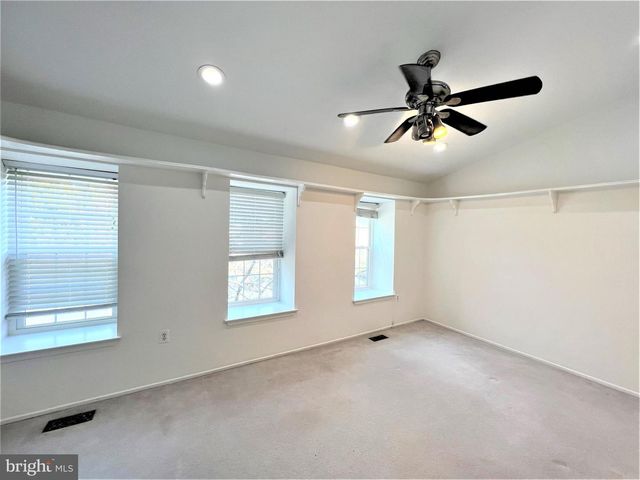 7 NARROWLEAF CT, Gaithersburg, MD 20878