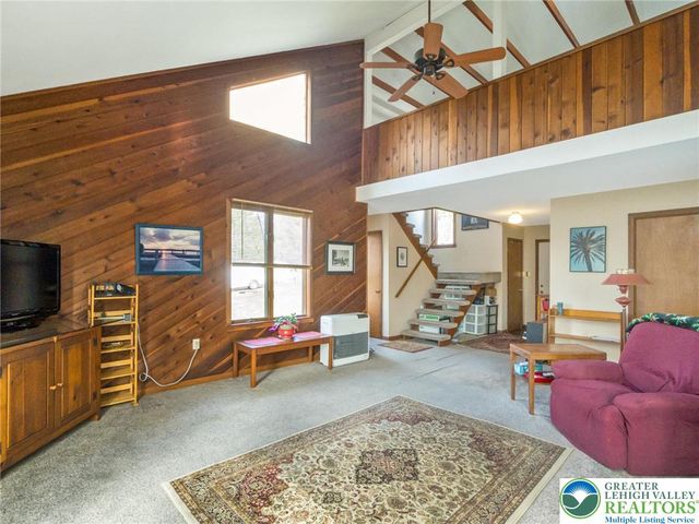 2121 Saucon Avenue, Lower Saucon Twp, PA 18015