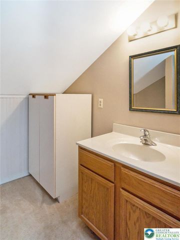 2121 Saucon Avenue, Lower Saucon Twp, PA 18015