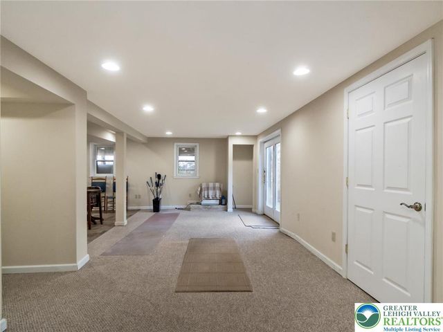 2121 Saucon Avenue, Lower Saucon Twp, PA 18015