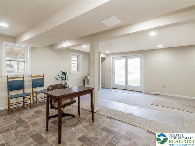 2121 Saucon Avenue, Lower Saucon Twp, PA 18015