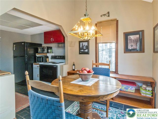 2121 Saucon Avenue, Lower Saucon Twp, PA 18015