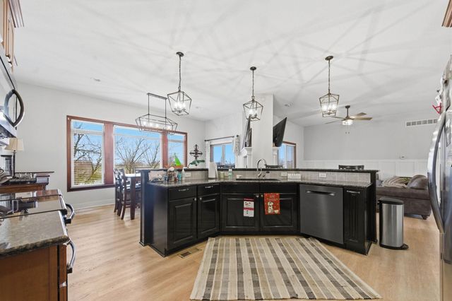 2801 N Emerson Cir., Derby, KS 67037