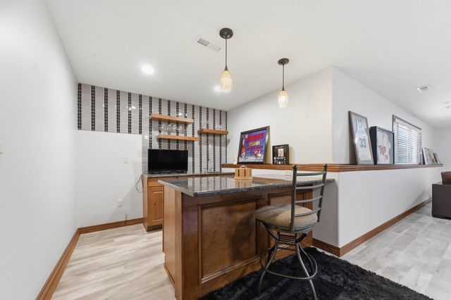 2801 N Emerson Cir., Derby, KS 67037