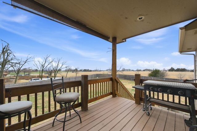 2801 N Emerson Cir., Derby, KS 67037