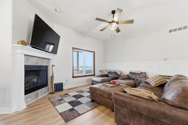 2801 N Emerson Cir., Derby, KS 67037