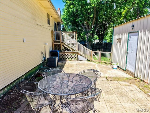 1307 E Chestnut Street, Desloge, MO 63601