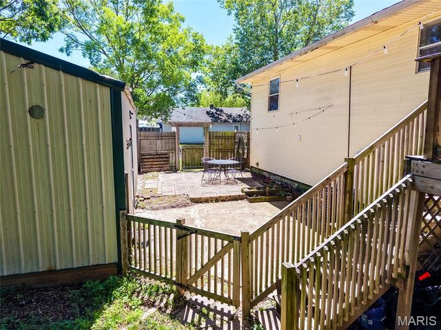 1307 E Chestnut Street, Desloge, MO 63601