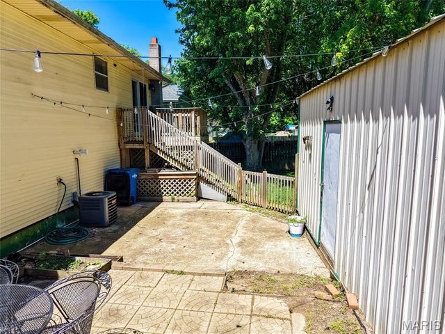 1307 E Chestnut Street, Desloge, MO 63601