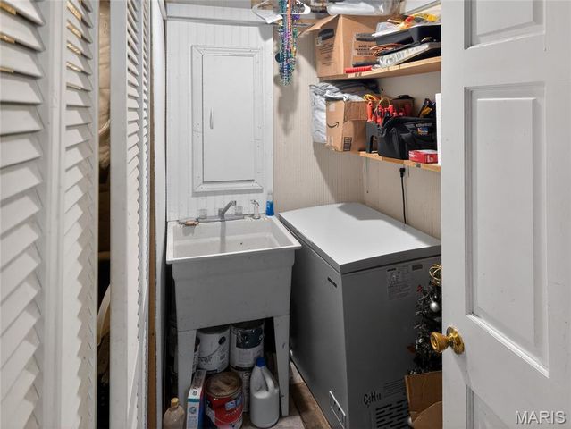 1307 E Chestnut Street, Desloge, MO 63601