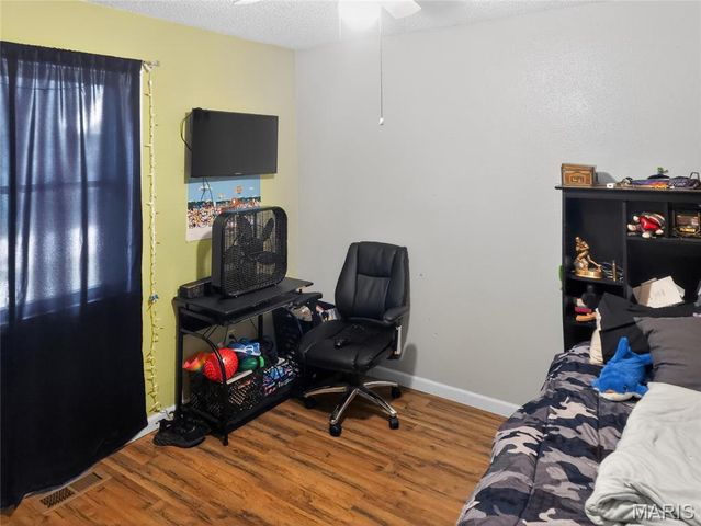 1307 E Chestnut Street, Desloge, MO 63601