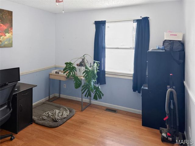 1307 E Chestnut Street, Desloge, MO 63601