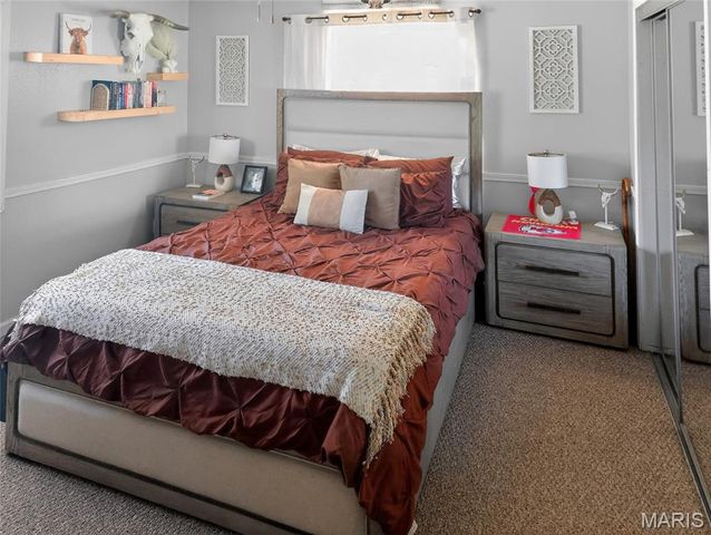1307 E Chestnut Street, Desloge, MO 63601