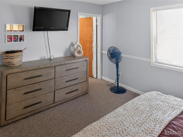 1307 E Chestnut Street, Desloge, MO 63601
