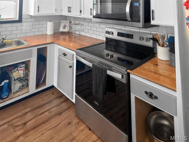 1307 E Chestnut Street, Desloge, MO 63601