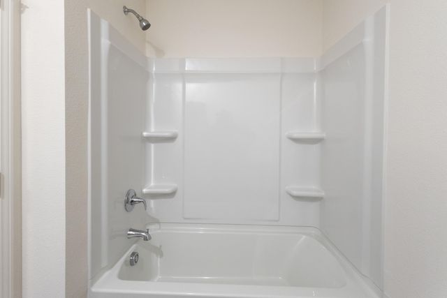 6008 Hidden Knoll Court, Crestview, FL 32539