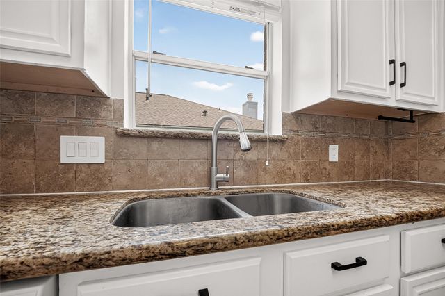 9710 Berkshire Trace, Pearland, TX 77584