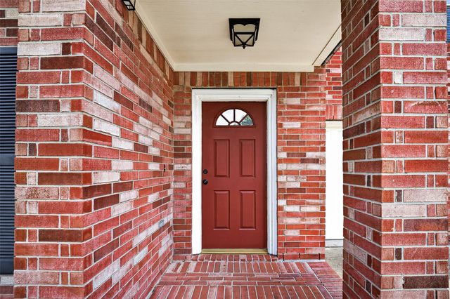 9710 Berkshire Trace, Pearland, TX 77584