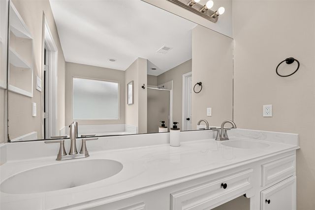 9710 Berkshire Trace, Pearland, TX 77584