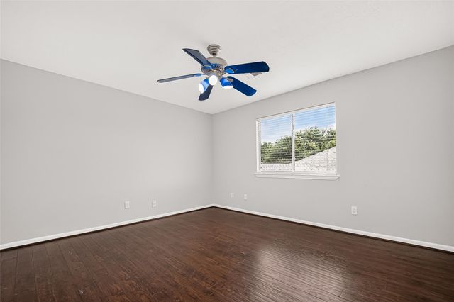 9710 Berkshire Trace, Pearland, TX 77584