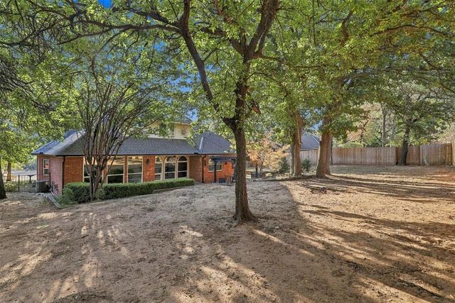 1 N Crosstimber Trail, Edmond, OK 73034