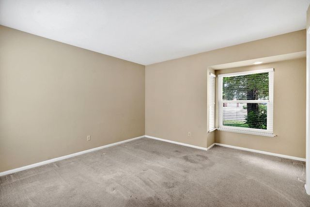 674 E Cole Avenue, Fresno, CA 93720